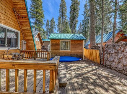 15685 Pine Street, Truckee, CA 96161 Photo