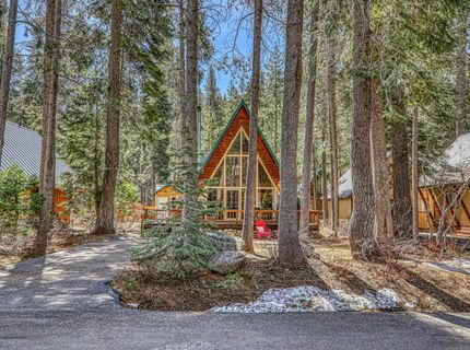 15685 Pine Street, Truckee, CA 96161 Photo