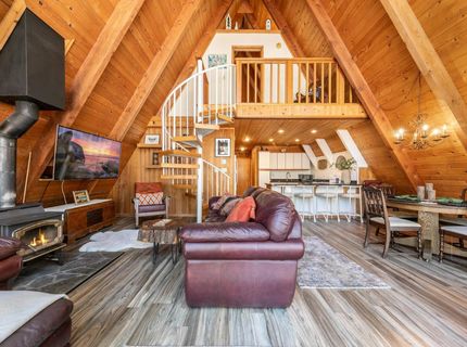 15685 Pine Street, Truckee, CA 96161 Photo