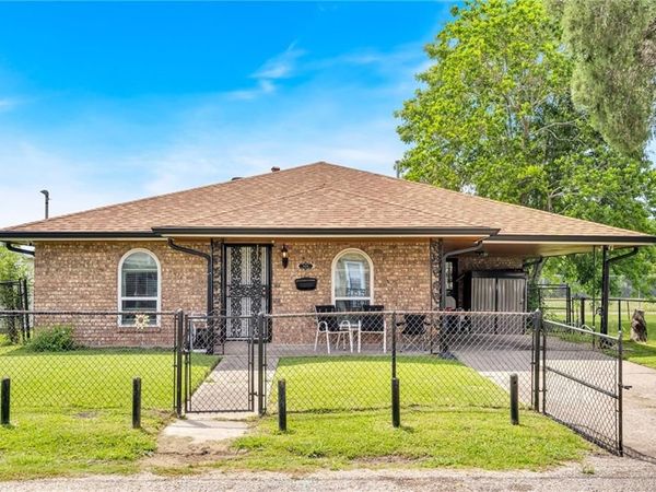 550 WILSON Street , Marrero, LA 70072