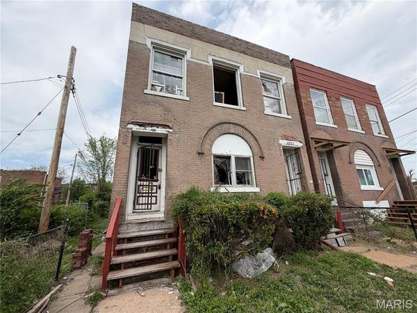 4923 Suburban Track , St Louis, MO 63108