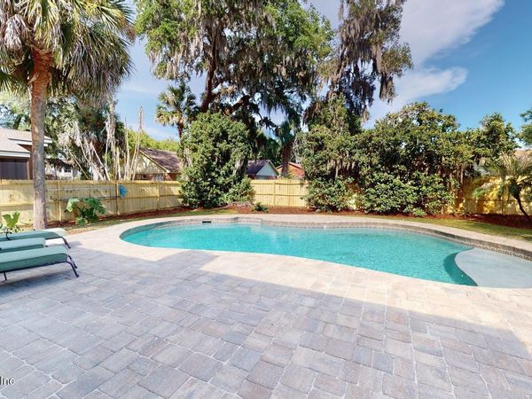 4575 OAK BAY Drive, Jacksonville, FL 32277