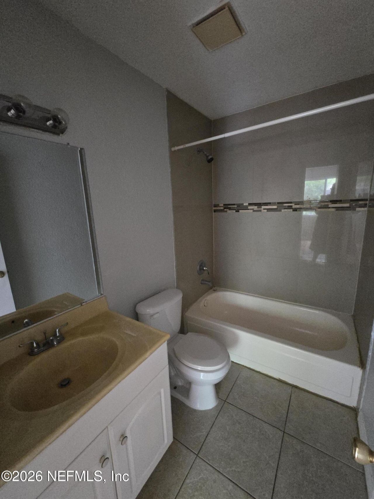 614 Oaks Hollow Court, Unit C3-2, Jacksonville, FL 32211 Photo