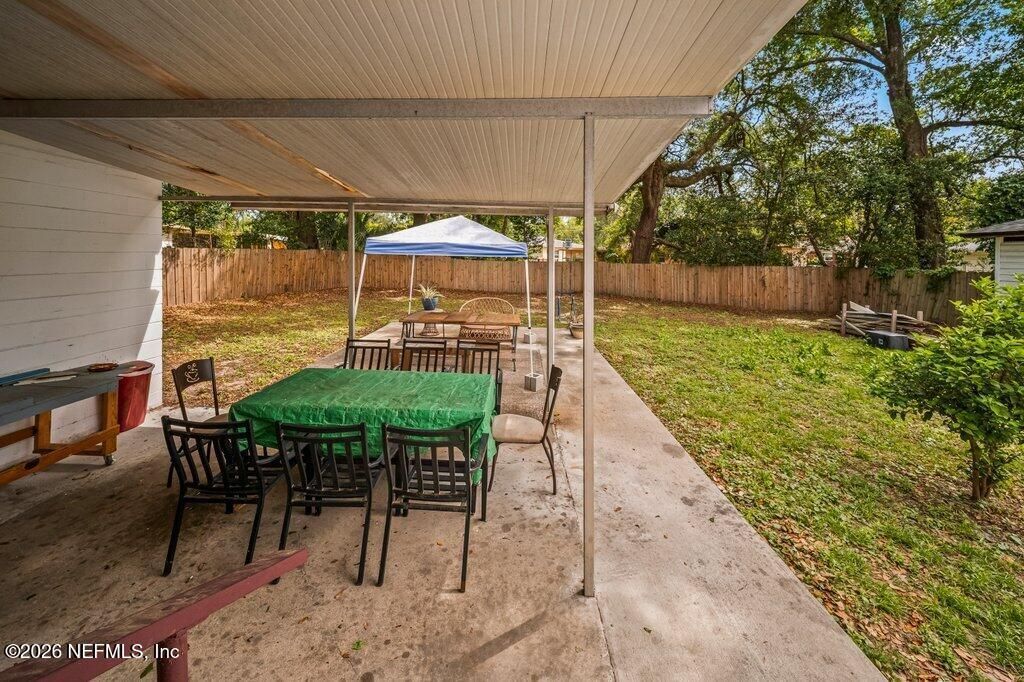 5810 Cherry Laurel Drive, Jacksonville, FL 32210 Photo