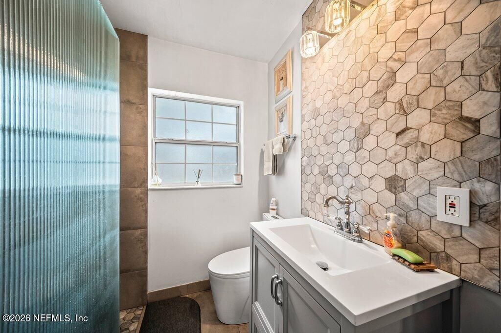 5810 Cherry Laurel Drive, Jacksonville, FL 32210 Photo