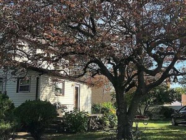 16702 73rd Avenue , Fresh Meadows, NY 11366