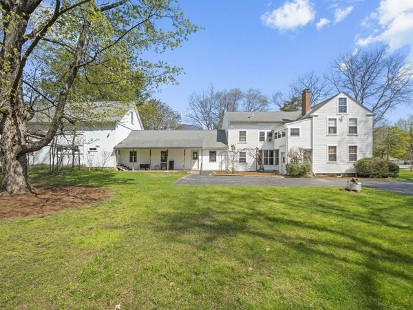 6 Church St, West Boylston, MA 01583