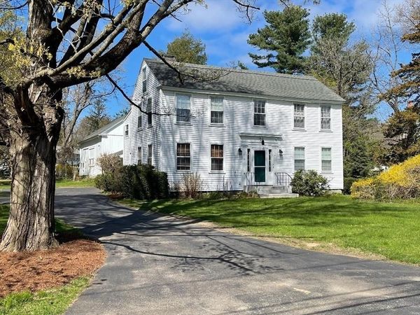 6 Church St, West Boylston, MA 01583