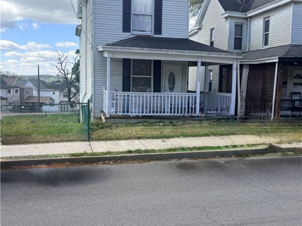 1129 Arch Street , Washington, PA 15301