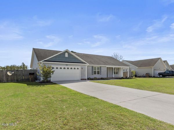 111 Blue Haven Drive, Hubert, NC 28539