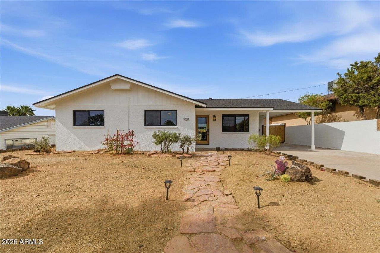 1024 E Butler Drive, Phoenix, AZ 85020 Main Photo