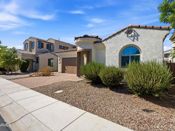 2912 E EBONY Drive, Chandler, AZ 85286