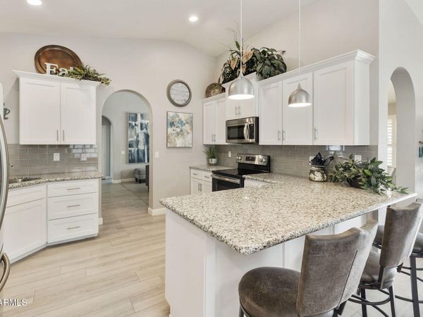 26621 S SAGEBERRY Drive, Sun Lakes, AZ 85248