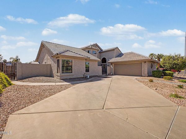 125 S LAKEVIEW Boulevard, Chandler, AZ 85225