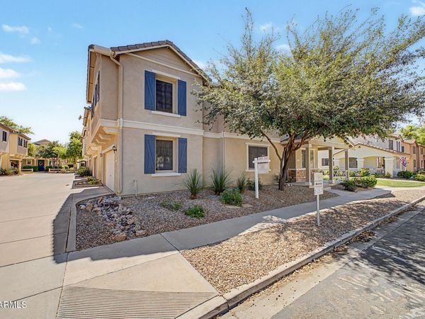 3905 S NAPA Lane, Gilbert, AZ 85297