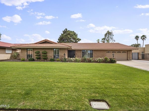 409 E CAROL ANN Way, Phoenix, AZ 85022