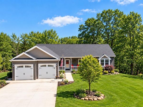 14840 Killorglin Lane, Cement City, MI 49233