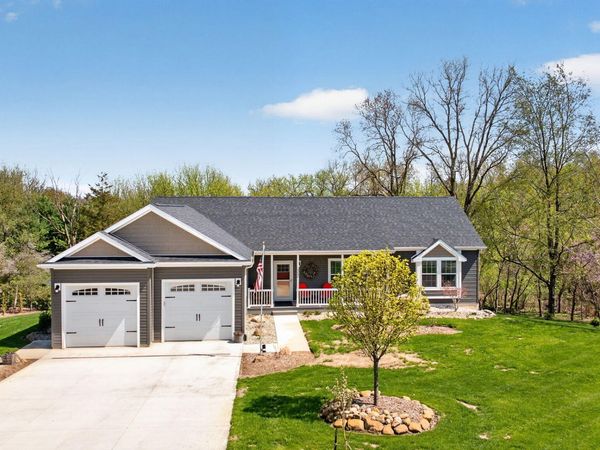 14840 Killorglin Lane, Cement City, MI 49233