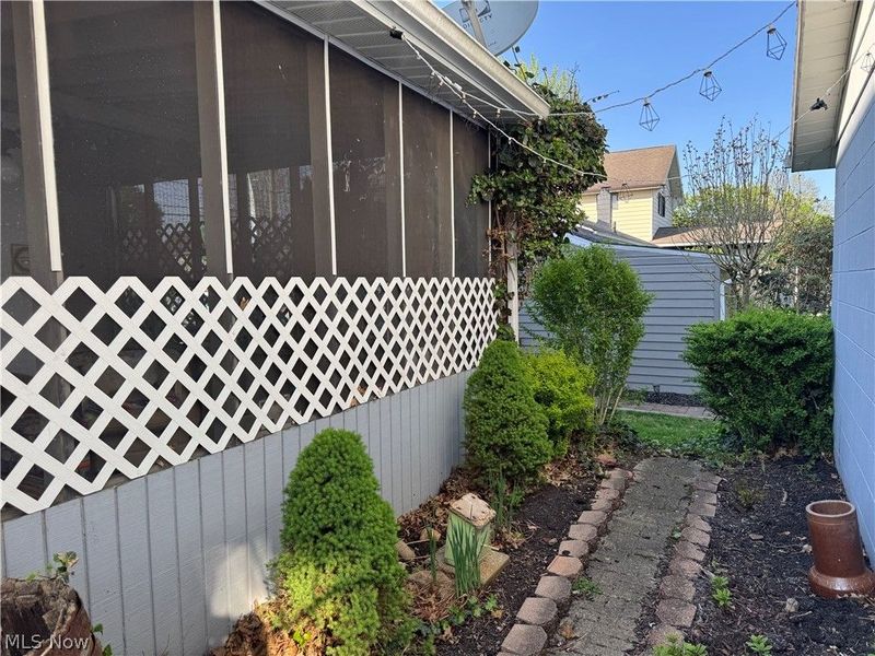 1003 Eastport Avenue, Uhrichsville, OH 44683 Photo 47