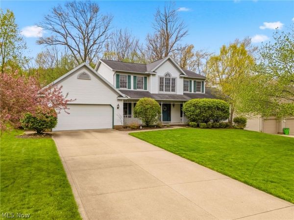 8708 Eastlynn Avenue NW, Massillon, OH 44646