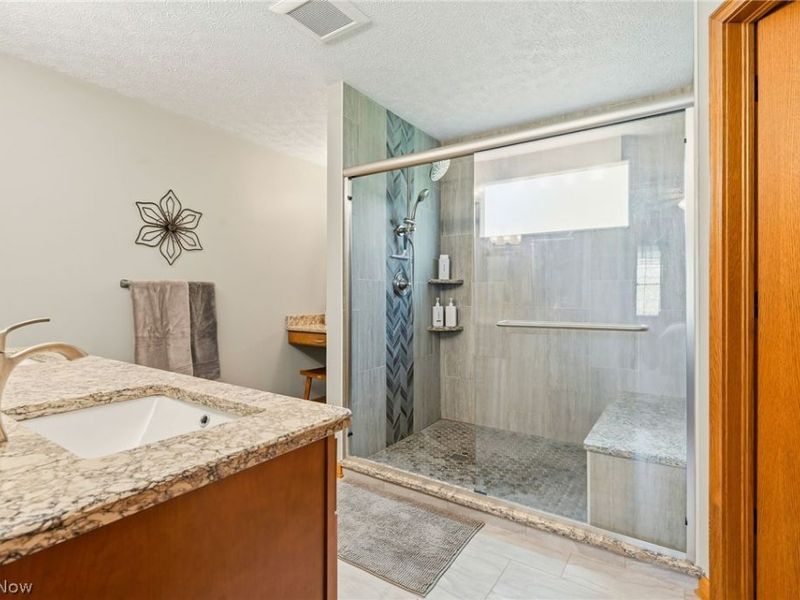 8708 Eastlynn Avenue NW, Massillon, OH 44646 Photo 30