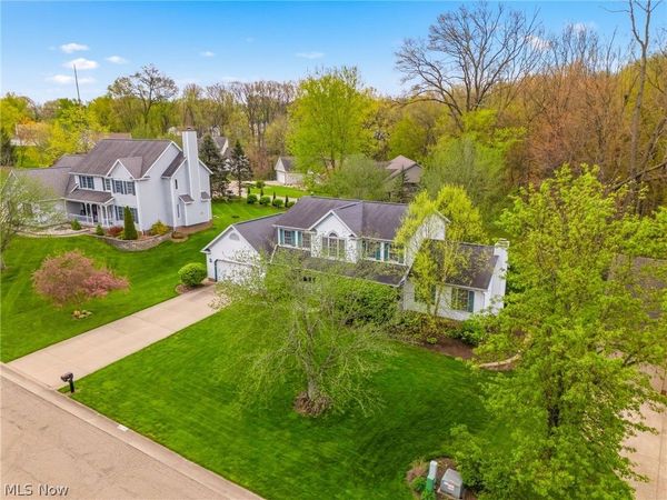 8708 Eastlynn Avenue NW, Massillon, OH 44646