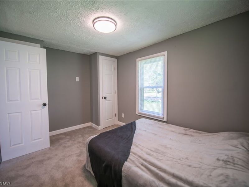 324 Charlotte Avenue SE, Canton, OH 44707 Photo 10