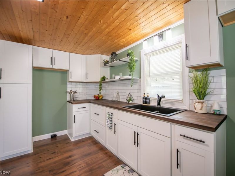 324 Charlotte Avenue SE, Canton, OH 44707 Photo 8