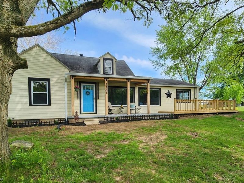 5261 Dailey Road, New Franklin, OH 44319 Photo 2