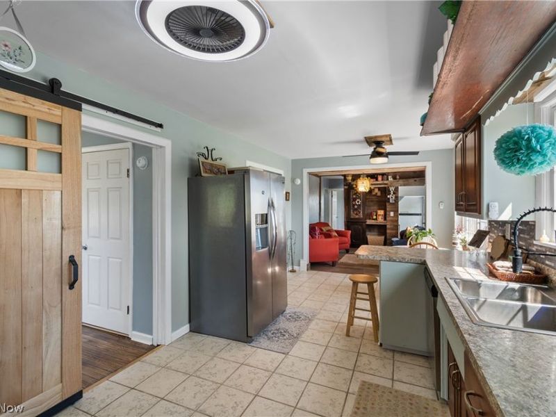 5261 Dailey Road, New Franklin, OH 44319 Photo 2