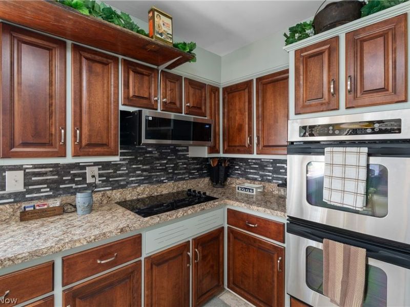 5261 Dailey Road, New Franklin, OH 44319 Photo 5