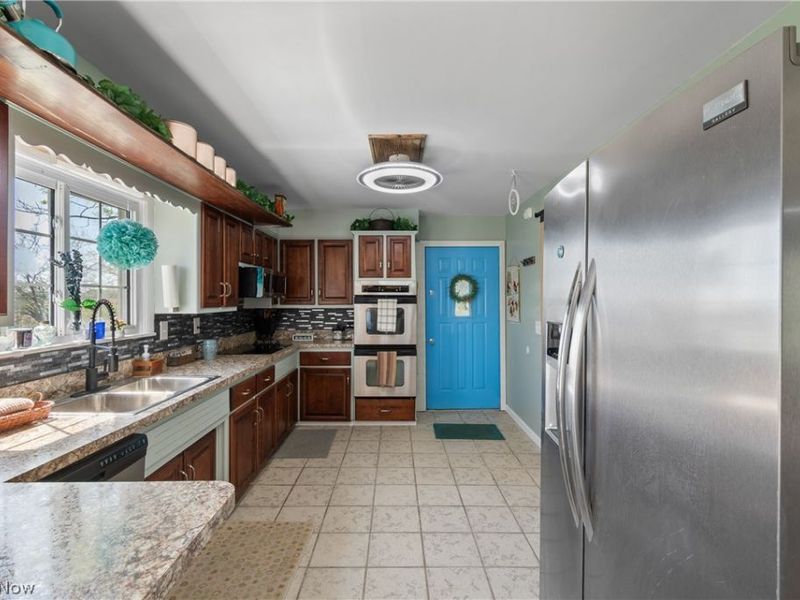 5261 Dailey Road, New Franklin, OH 44319 Photo 9