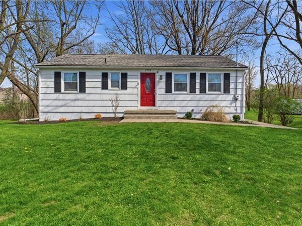 2923 Atlantic Avenue, Penfield, NY 14526