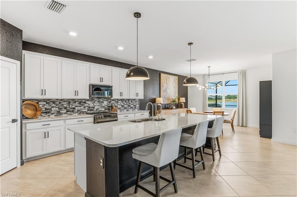17290 Walnut Run Dr, Alva, FL 33920 Photo
