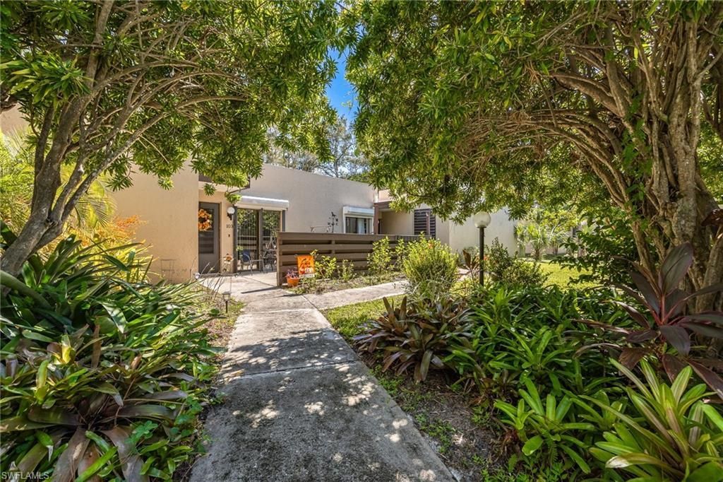 104 Pinebrook Dr, Fort Myers, FL 33907 Photo