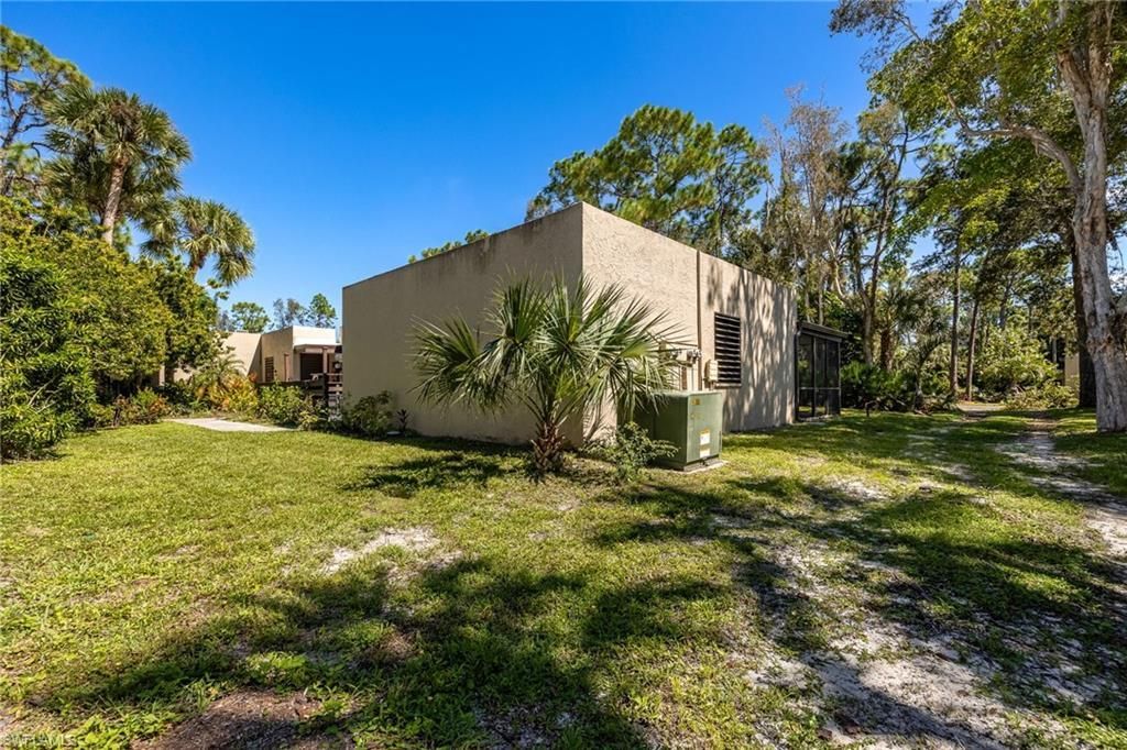 104 Pinebrook Dr, Fort Myers, FL 33907 Photo