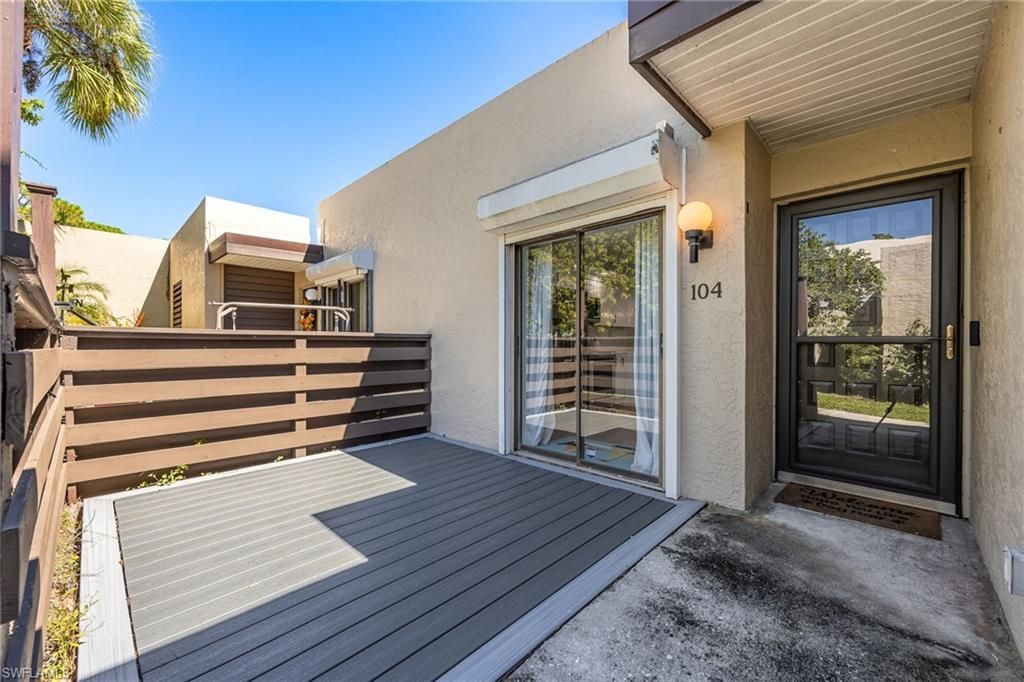 104 Pinebrook Dr, Fort Myers, FL 33907 Photo