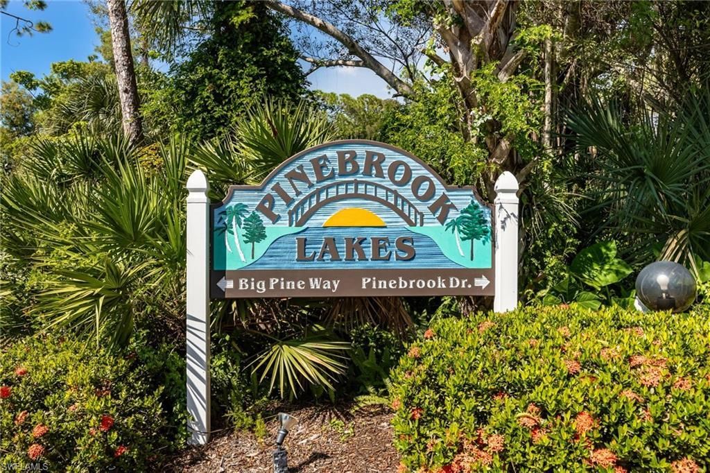 104 Pinebrook Dr, Fort Myers, FL 33907 Photo