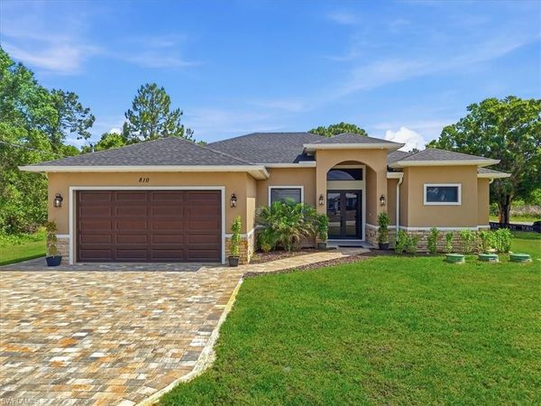 810 Sentinela BLVD, LEHIGH ACRES, FL 33974