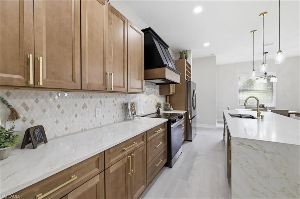 810 Sentinela Blvd , Lehigh Acres, FL 33974 Photo
