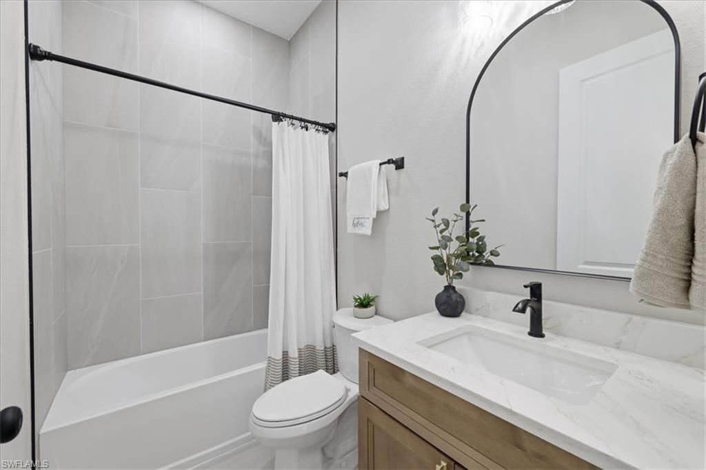 810 Sentinela Blvd , Lehigh Acres, FL 33974 Photo