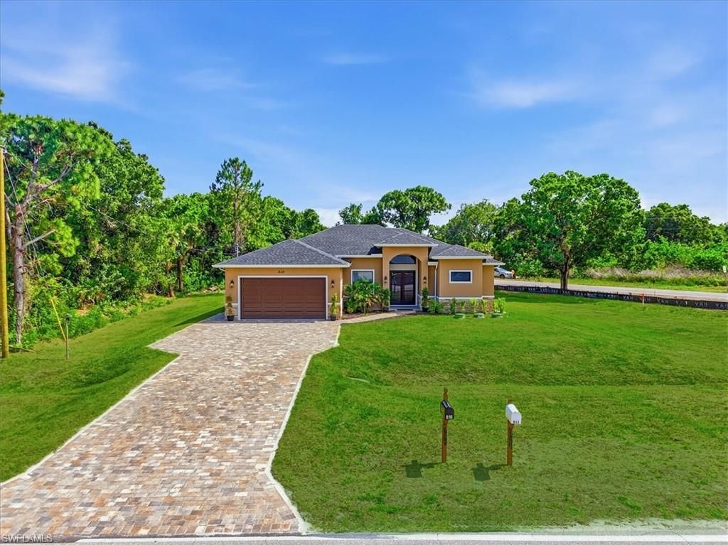 810 Sentinela Blvd , Lehigh Acres, FL 33974 Photo