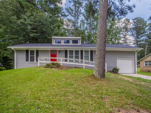 2466 Fairway Circle SW, Atlanta, GA 30331