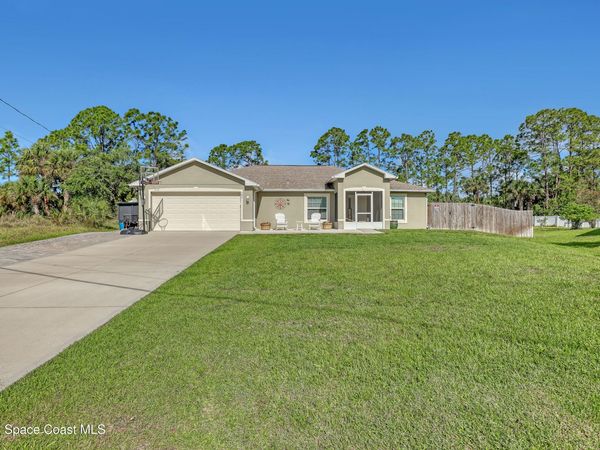 595 Lang Road SW , Palm Bay, FL 32908