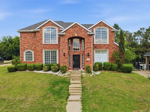 1116 Wishing Well Court, Cedar Hill, TX 75104