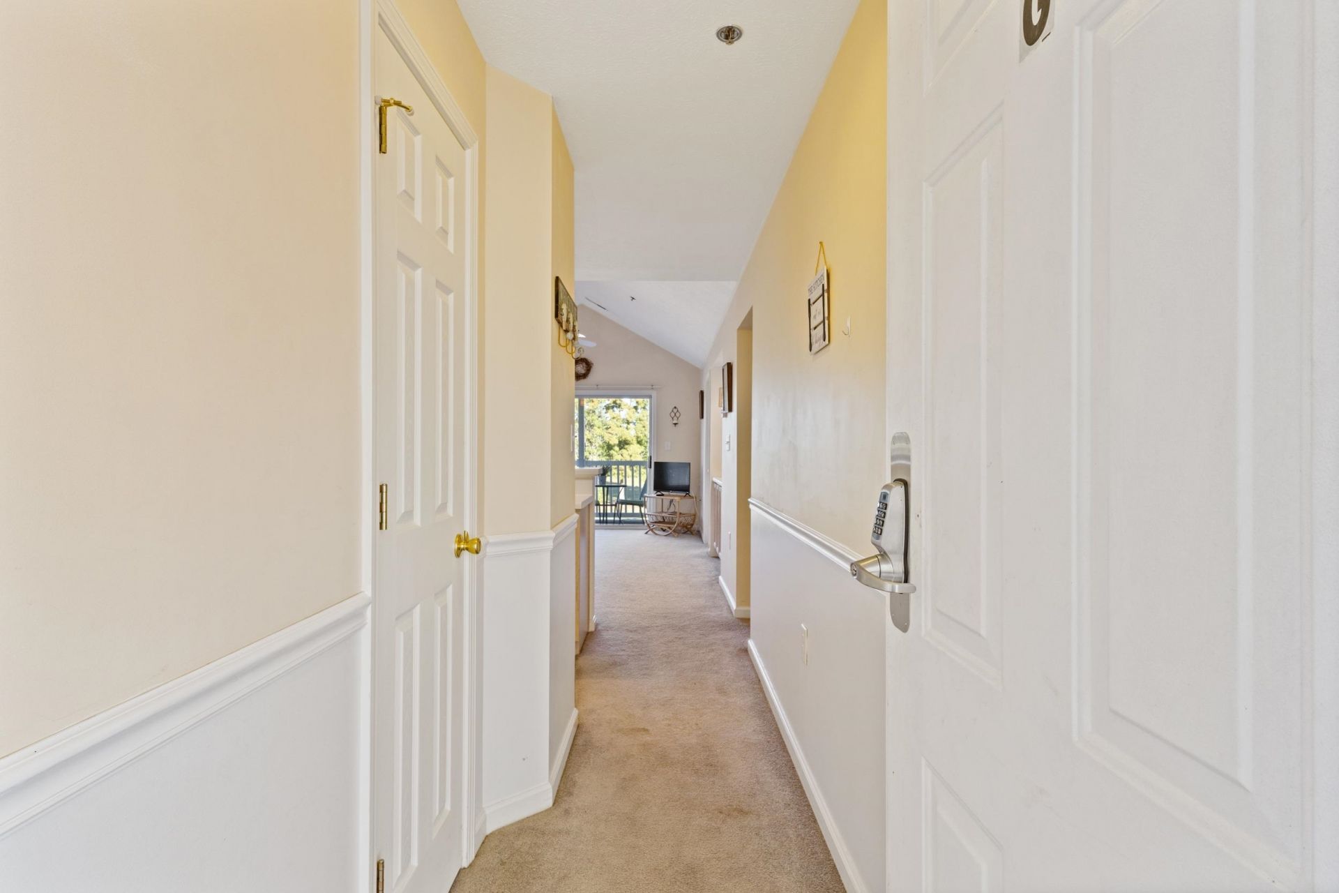 577 Blue River Ct.  Photo 19