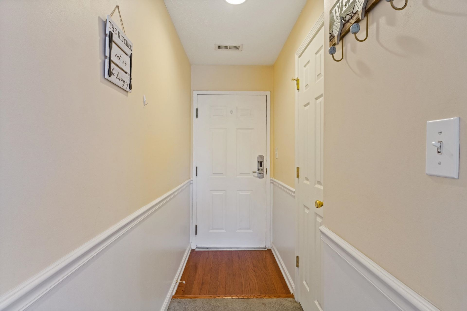 577 Blue River Ct.  Photo 20