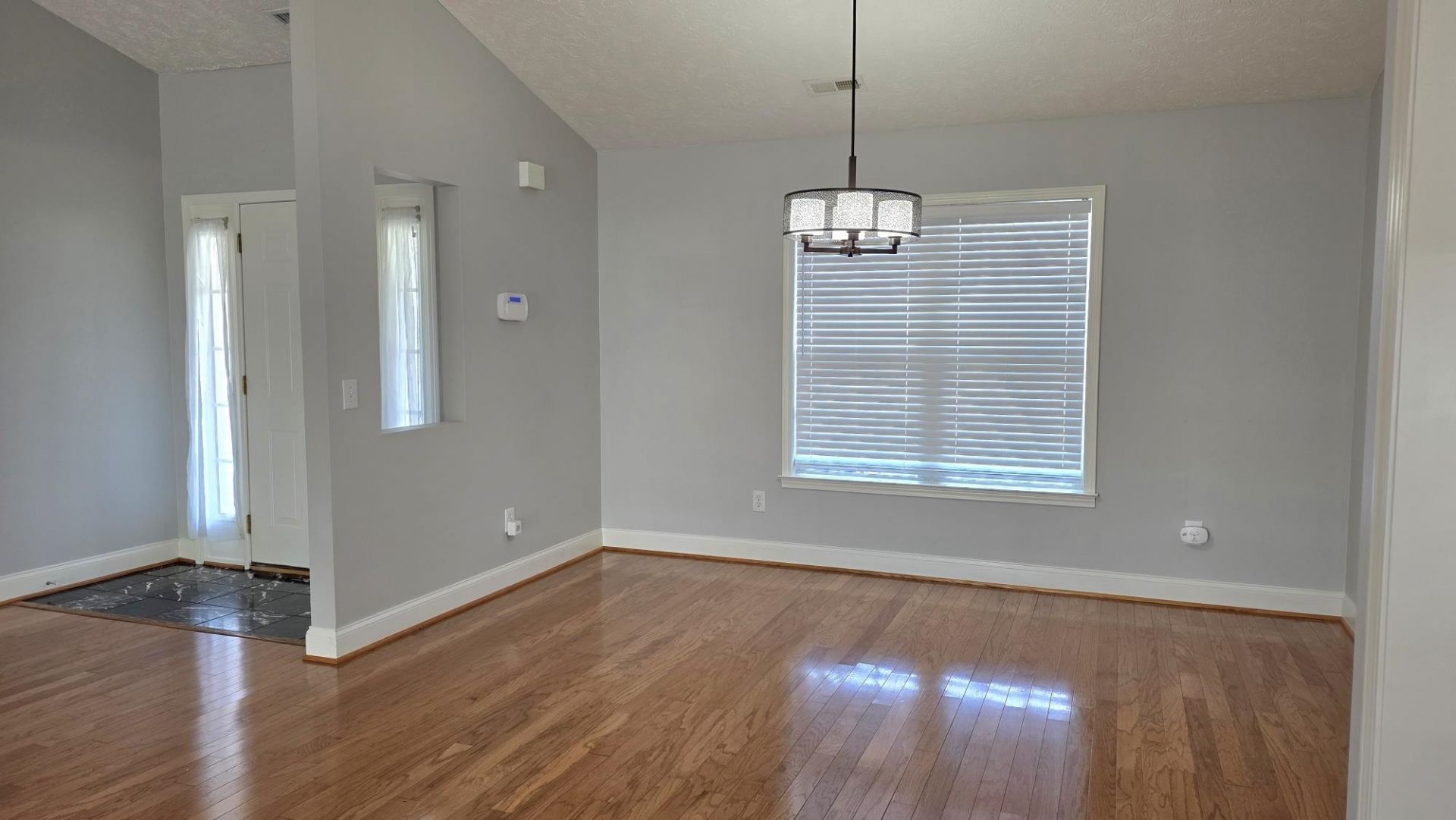 262 Tibton Circle Photo 13