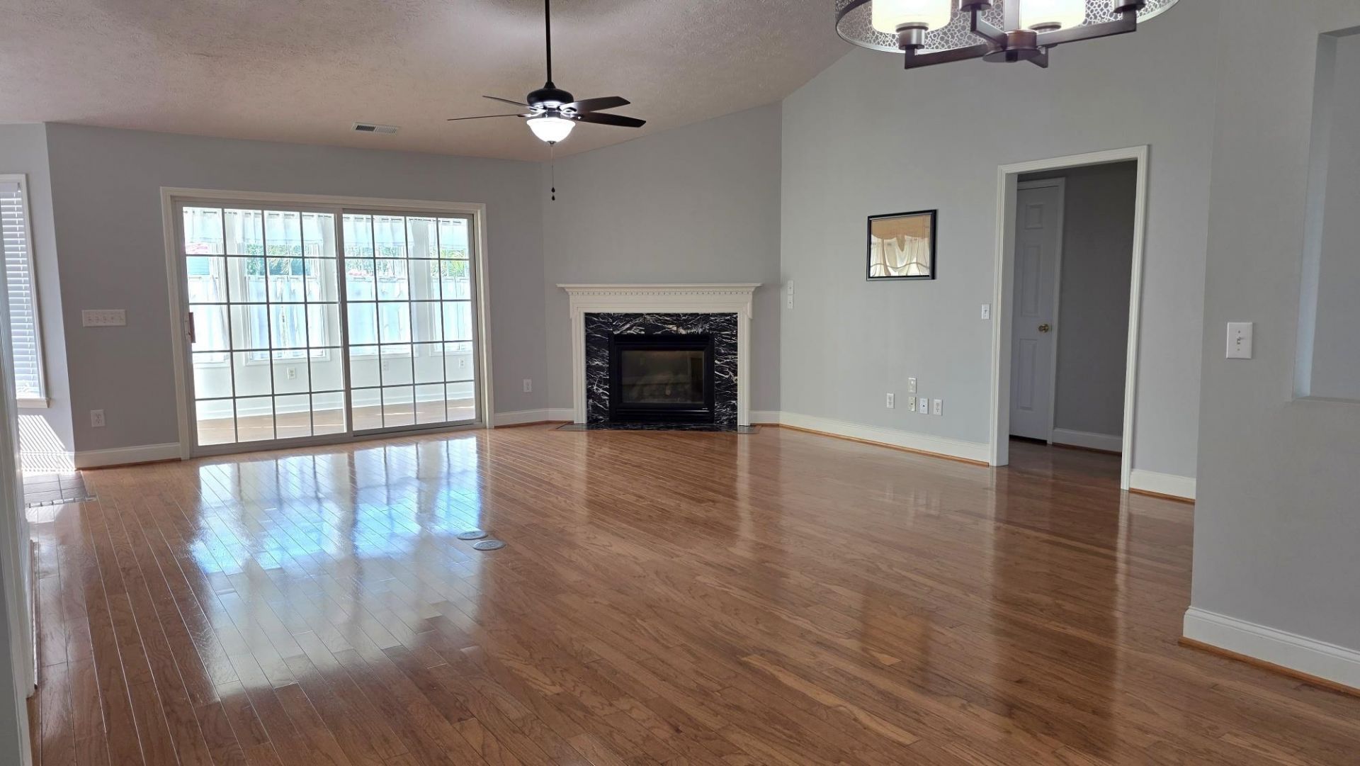 262 Tibton Circle Photo 14