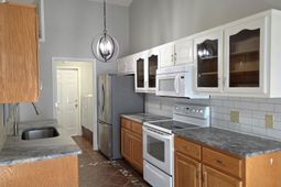 262 Tibton Circle photo 4